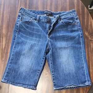 Banana Republic Women's Faded Blue Denim Bermuda Shorts